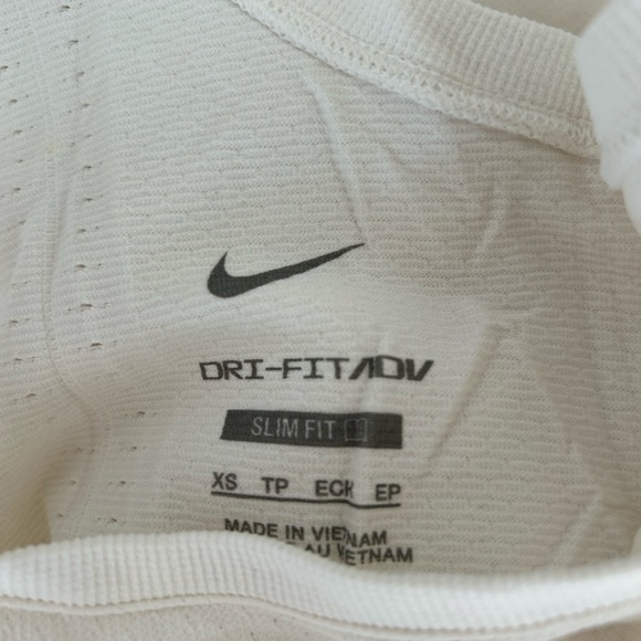 Nike Tank - Picture 4 of 4